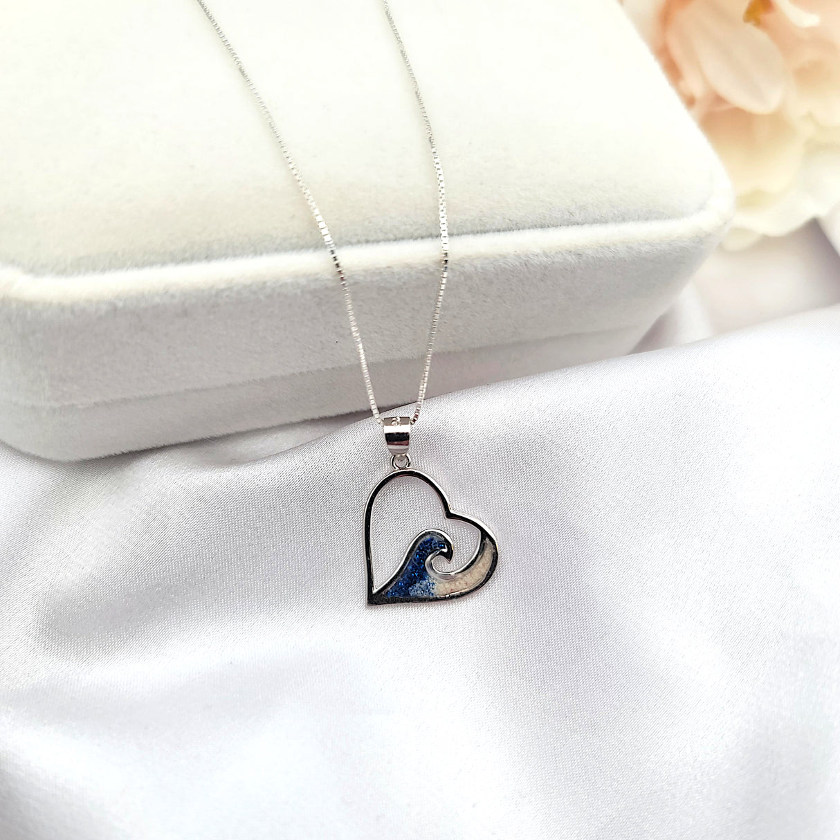 925 sterling silver heart wave necklace